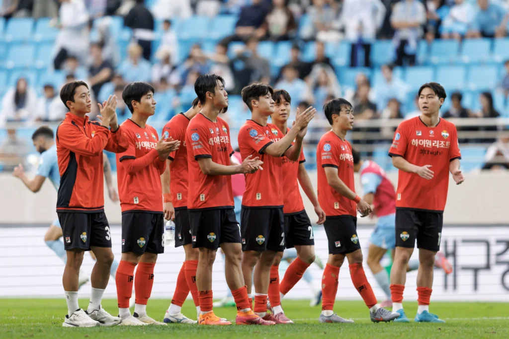 1 điểm có được trước Daegu giúp Gangwon có mặt trong nhóm Final A.