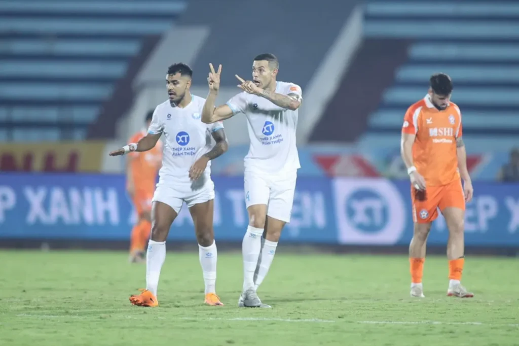 Nam Định vẫn chưa thể tìm lại mạch thắng sau vòng 8 V-League 2025/26.