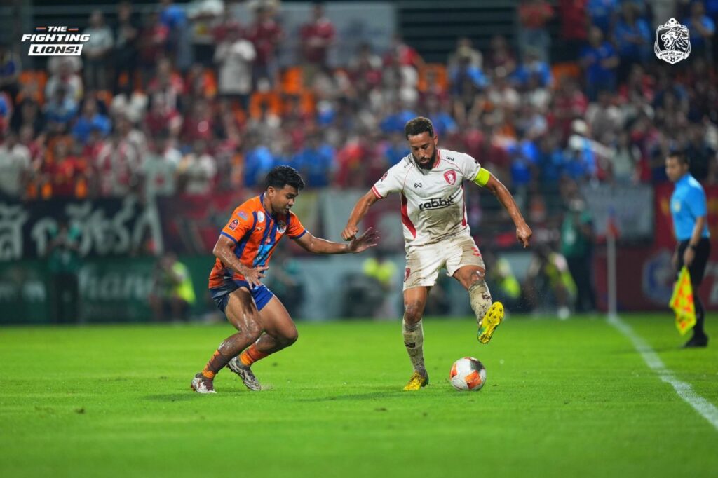 Port FC thắng hủy diệt Kanchanaburi Power 8-0, khẳng định sức mạnh trên sân nhà.