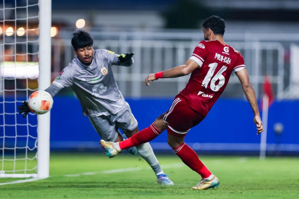 True Bangkok United lội ngược dòng kịch tính, đánh bại Lamphun Warriors với tỷ số 4-3.