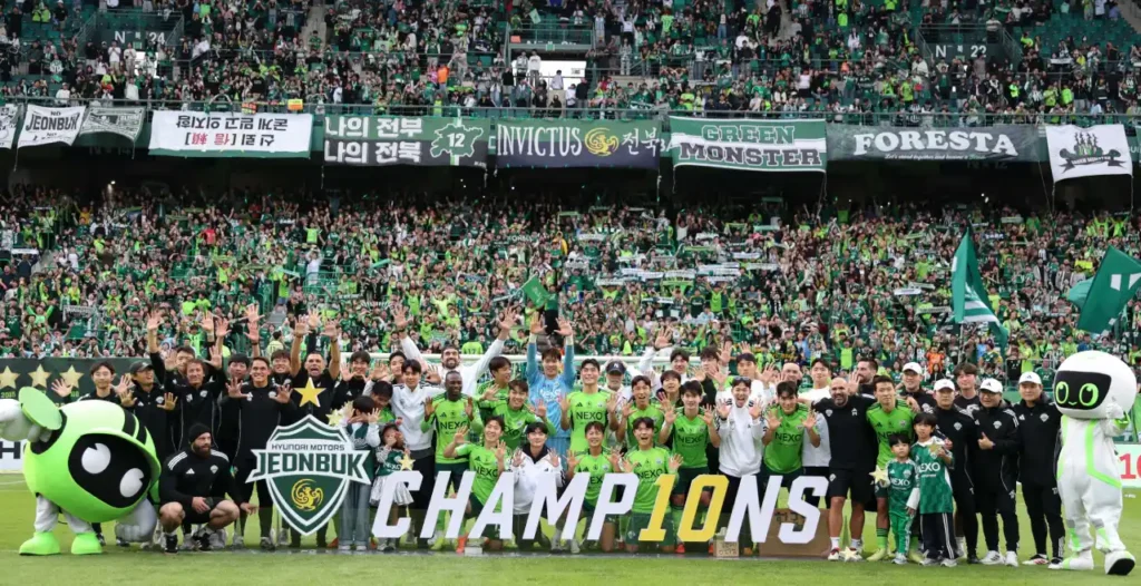 Jeonbuk là nhà vô địch K-League 2025 sớm 5 vòng đấu.