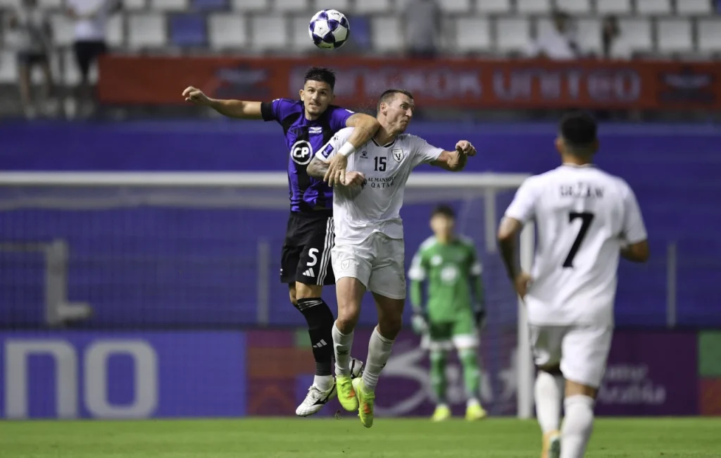 Bangkok United giành lợi thế lớn với chiến thắng 2-0 trước Macarthur FC.