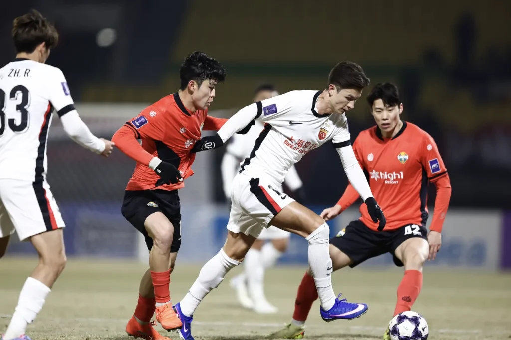 Gangwon FC 0-0 Shanghai Port FC