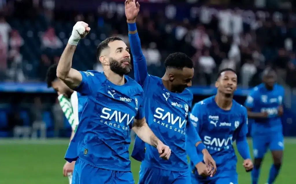 Benzema Trở Lại
