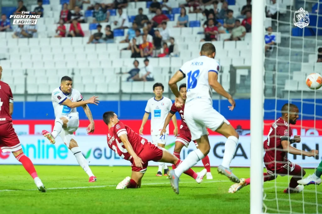 True Bangkok United hòa kịch tính 1-1 khi đón tiếp Port FC. Ảnh: Port FC